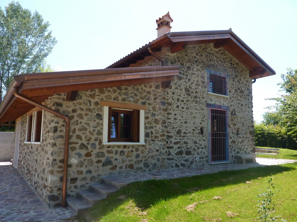 Casa in collina in legno a chiuppano, vicenza. ristrutturazione ... Case in campagna progetti