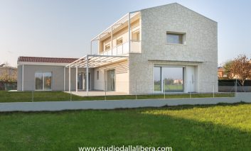 casa-ecologica-passiva-passivhaus-classe-oro-casaclima-bioedilzia-in-legno-architetto-ingegnere-progettazione-progetto-vicenza-verona-padova-treviso-venezia-schio-bassano-del-grappa-33